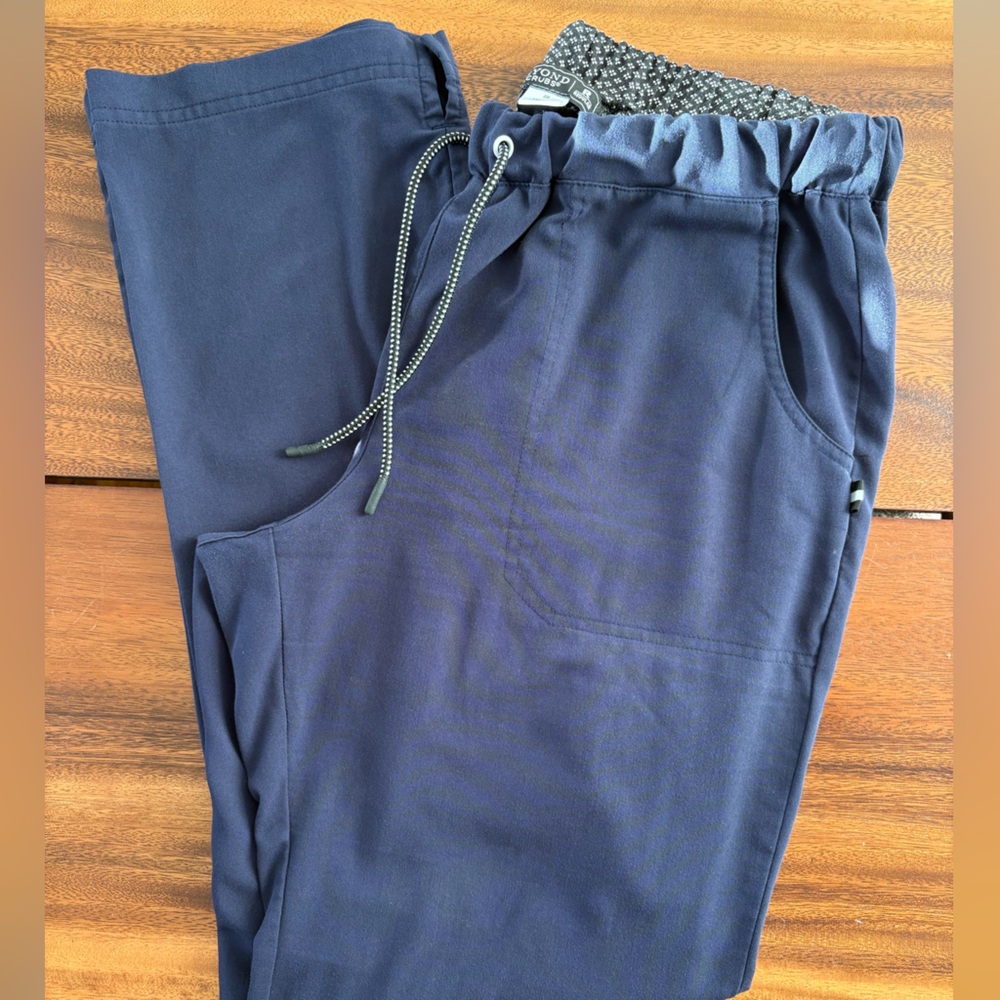 Beyond Scrubs Pants - Navy Drawstring Pants Small